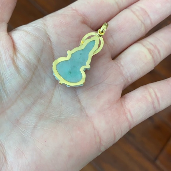 14K Solid Gold Kwan Yin Guanyin Female Buddha Natural Jadeite Jade Pendant - Picture 3 of 8